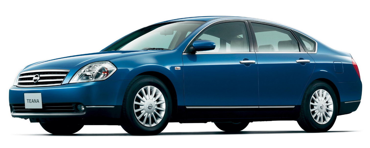 Nissan Teana 001.jpg